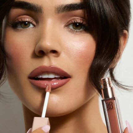 SOSU SATIN LIPGLAZE-ALMOND BUTTER